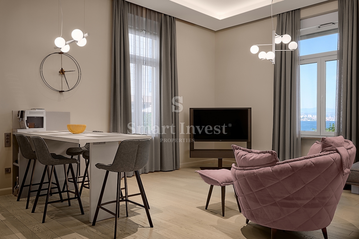 OPATIJA - CENTER, luksuzno stanovanje ob morju v zgodovinski vili