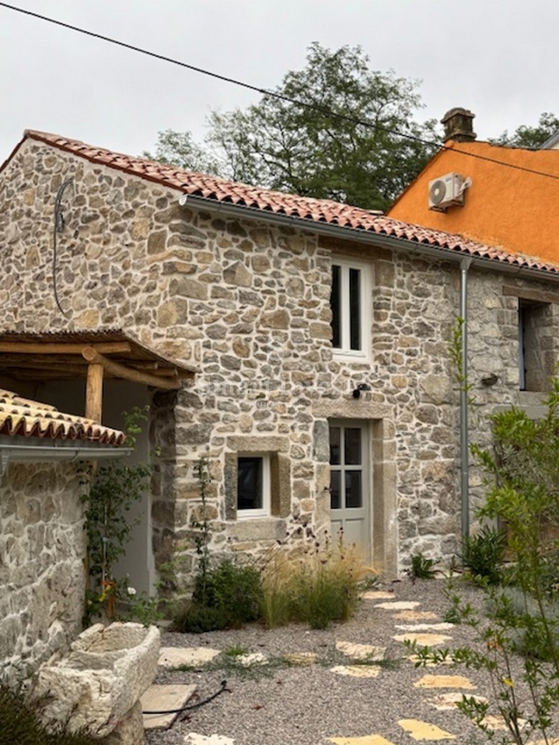 Hiša Roč, Buzet, 75m2