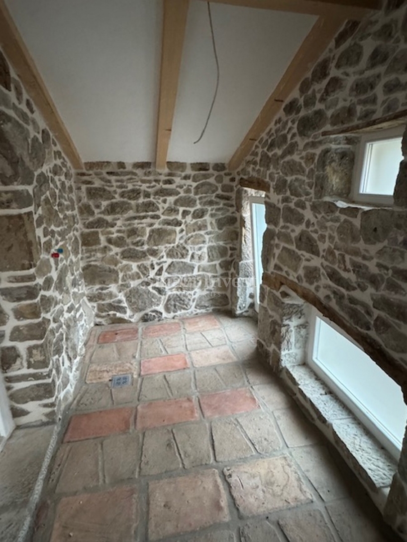 Hiša Roč, Buzet, 75m2