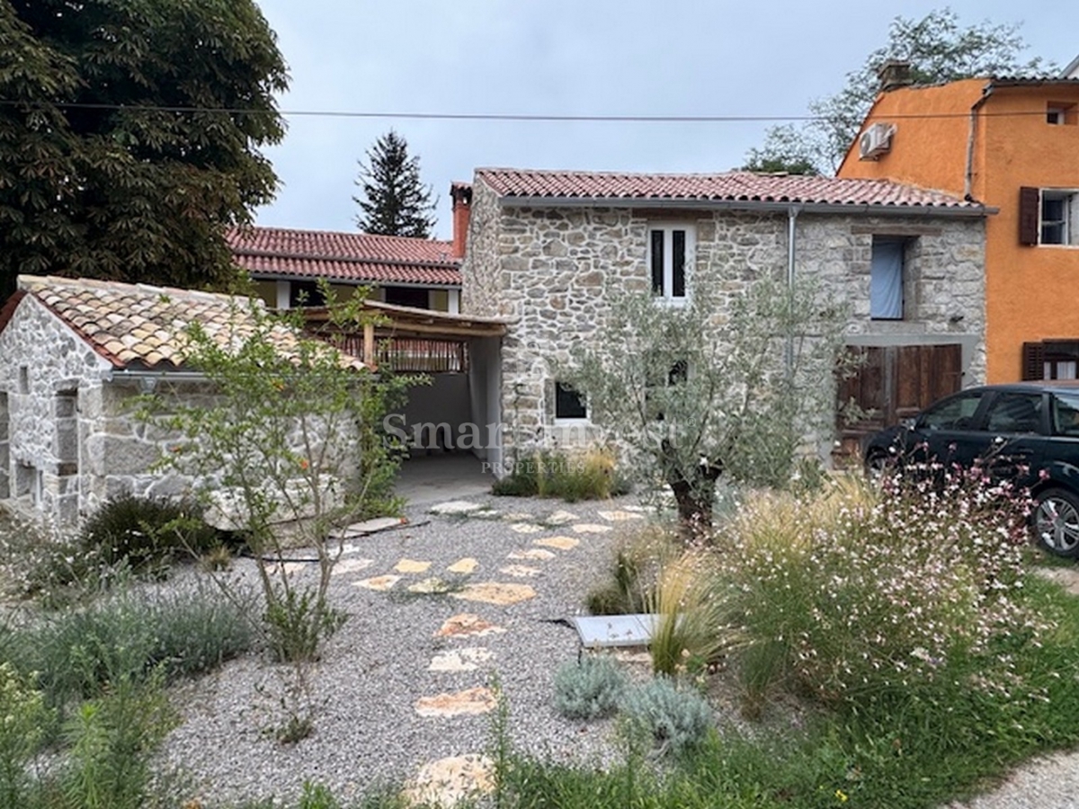 Hiša Roč, Buzet, 75m2
