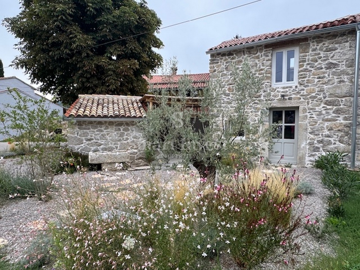 Hiša Roč, Buzet, 75m2