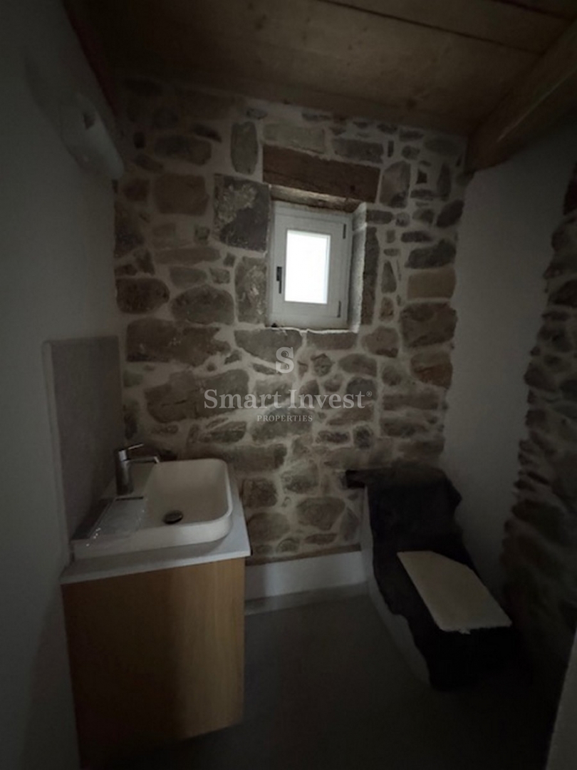 Hiša Roč, Buzet, 75m2