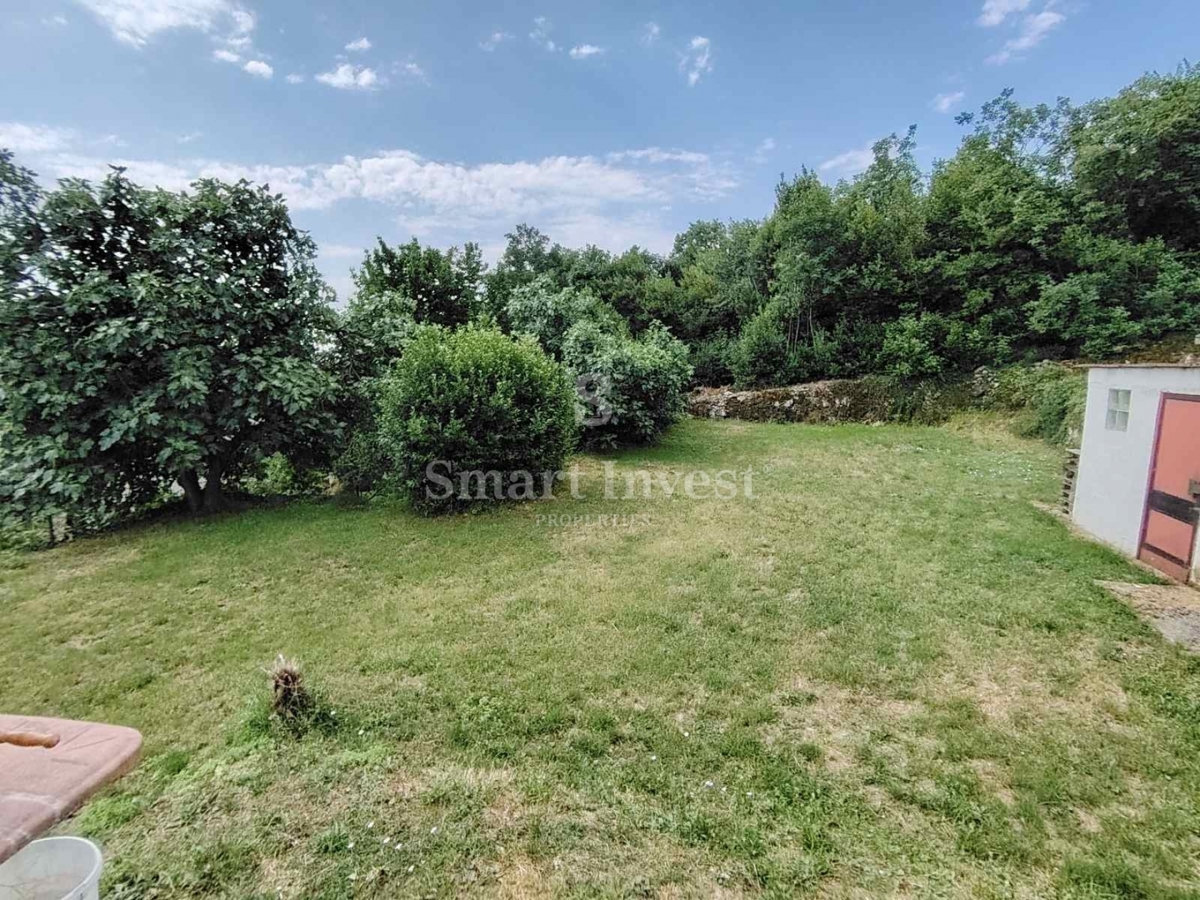 LOVRAN, gradbeno zemljišče velikosti 2437 m2