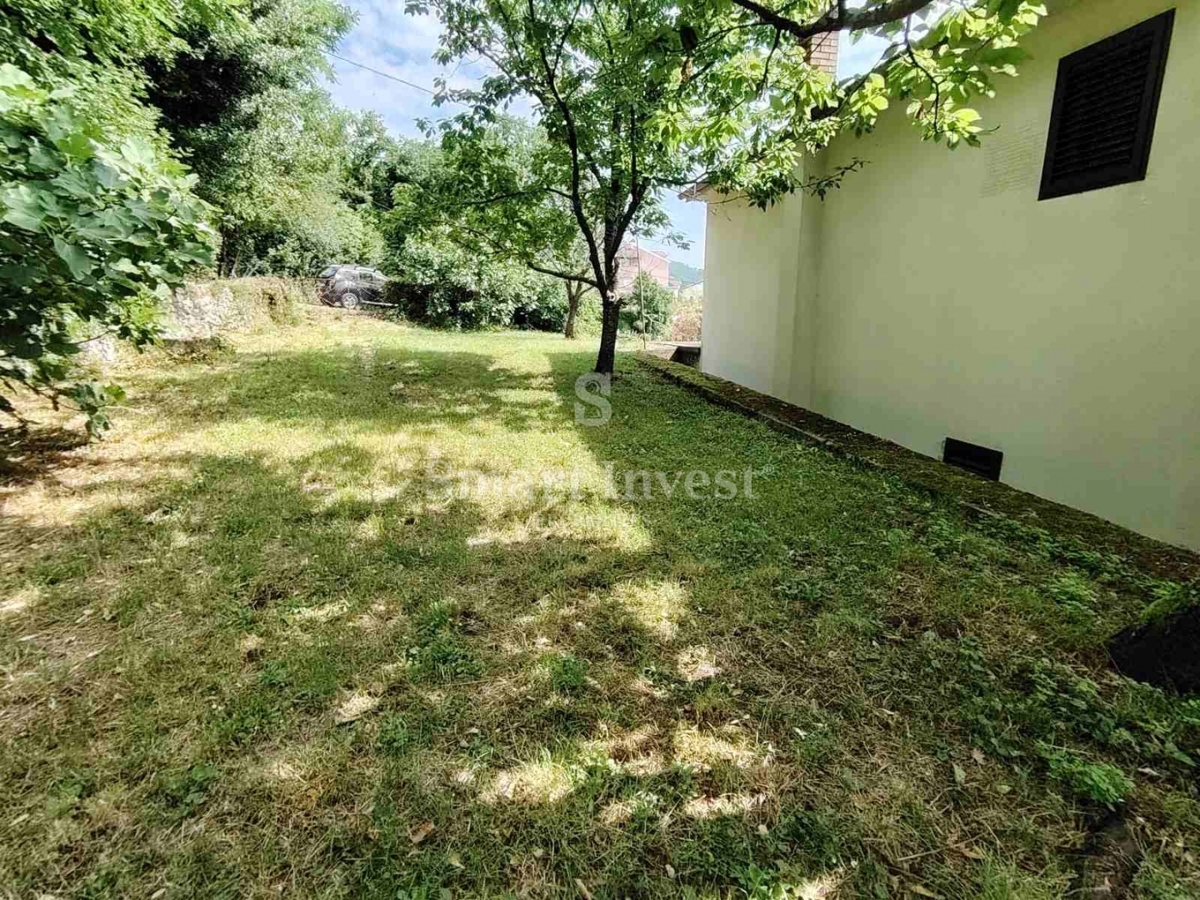 LOVRAN, gradbeno zemljišče velikosti 2437 m2