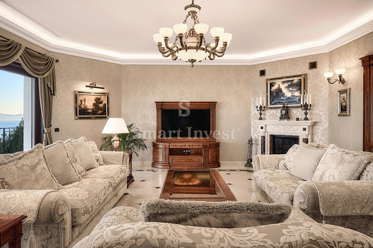 IČIĆI, ekskluzivna vila z bazenom in panoramskim pogledom na morje