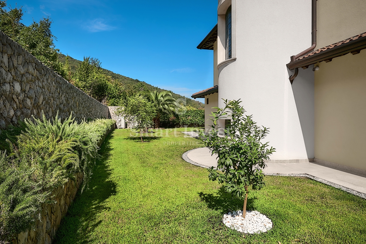 OPATIJSKA RIVIERA, ekskluzivna vila z bazenom in panoramskim pogledom na morje