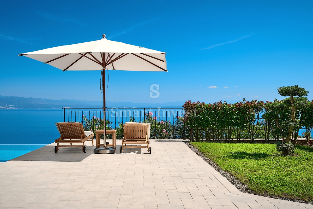 OPATIJSKA RIVIERA, ekskluzivna vila z bazenom in panoramskim pogledom na morje