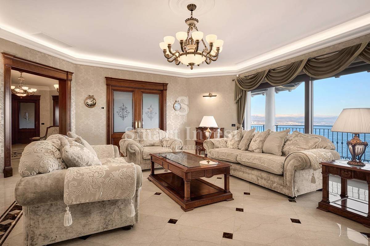 OPATIJSKA RIVIERA, ekskluzivna vila z bazenom in panoramskim pogledom na morje