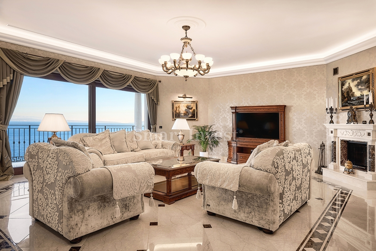 IČIĆI, ekskluzivna vila z bazenom in panoramskim pogledom na morje