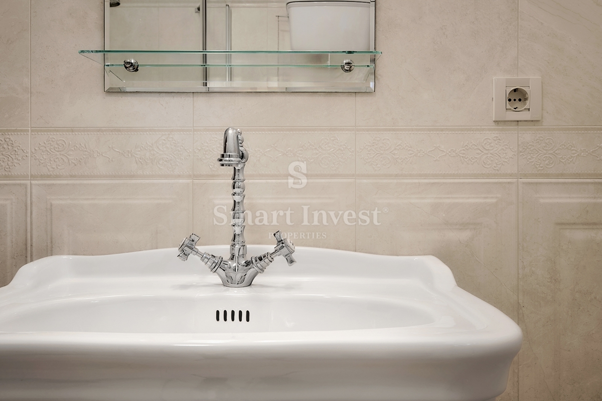 IČIĆI, ekskluzivna vila z bazenom in panoramskim pogledom na morje