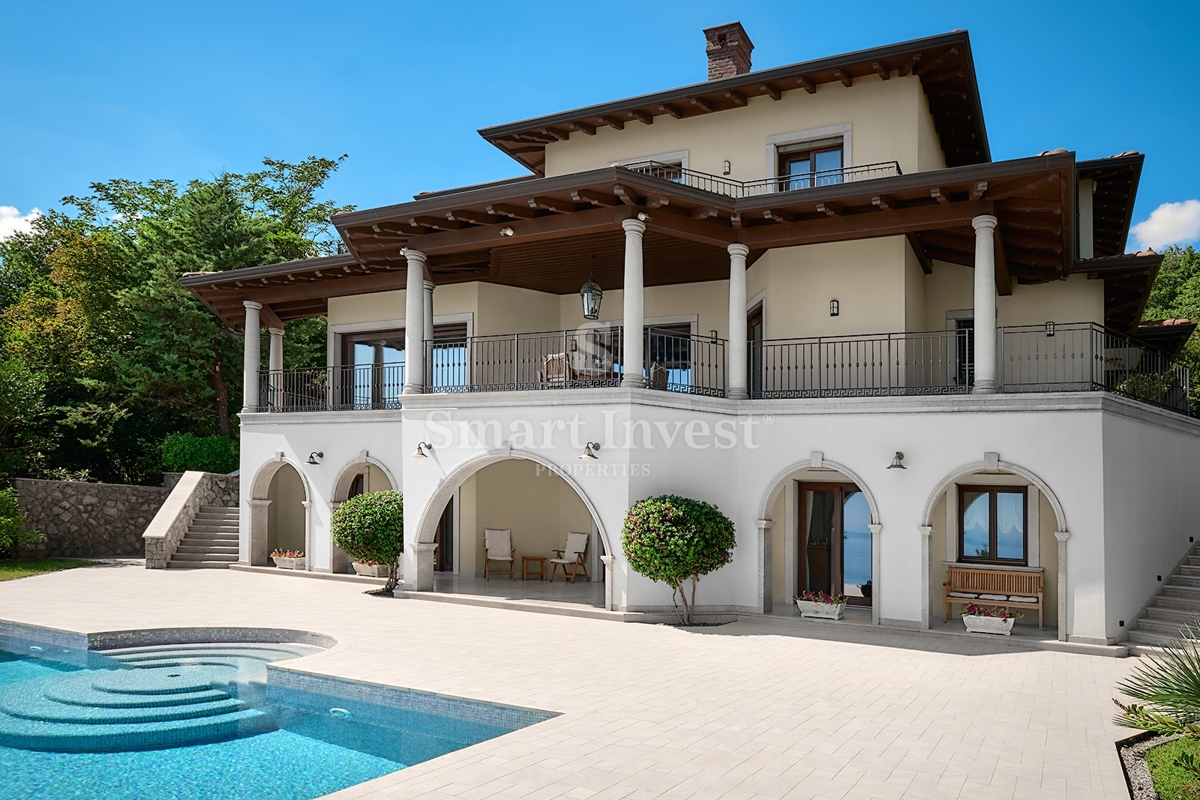 OPATIJSKA RIVIERA, ekskluzivna vila z bazenom in panoramskim pogledom na morje