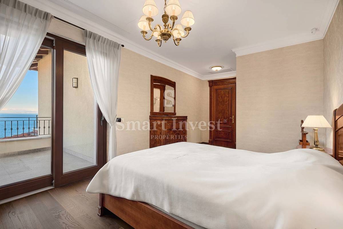 OPATIJSKA RIVIERA, ekskluzivna vila z bazenom in panoramskim pogledom na morje