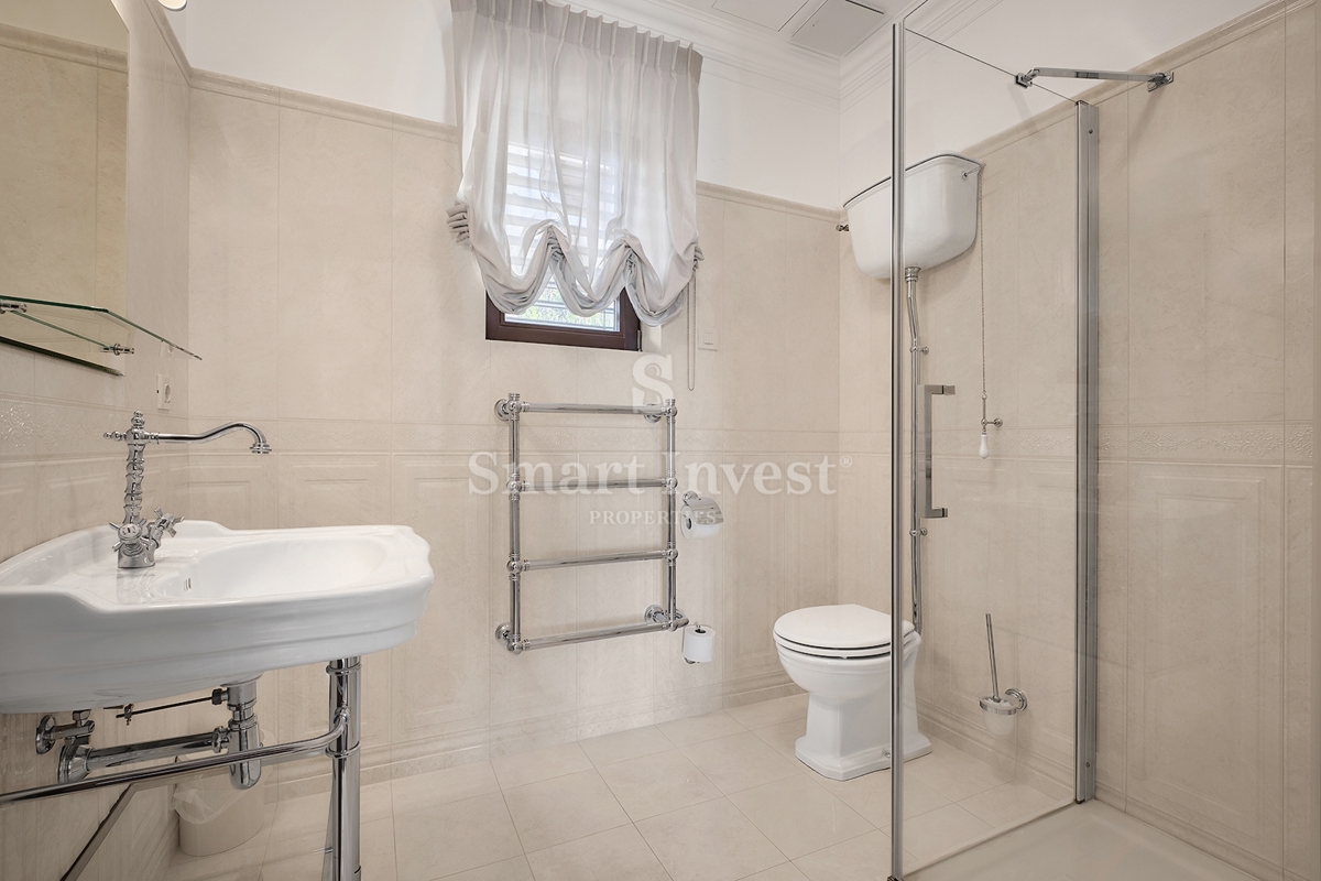 IČIĆI, ekskluzivna vila z bazenom in panoramskim pogledom na morje