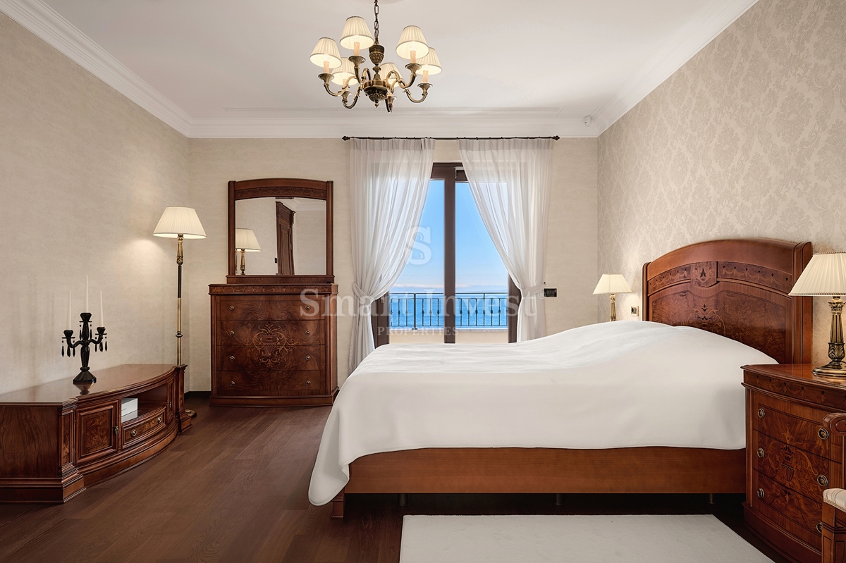 IČIĆI, ekskluzivna vila z bazenom in panoramskim pogledom na morje