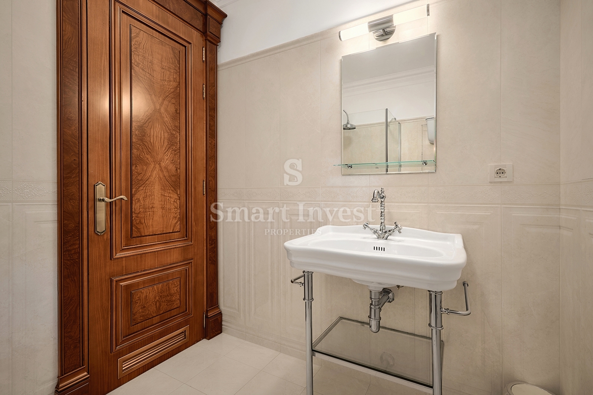 IČIĆI, ekskluzivna vila z bazenom in panoramskim pogledom na morje