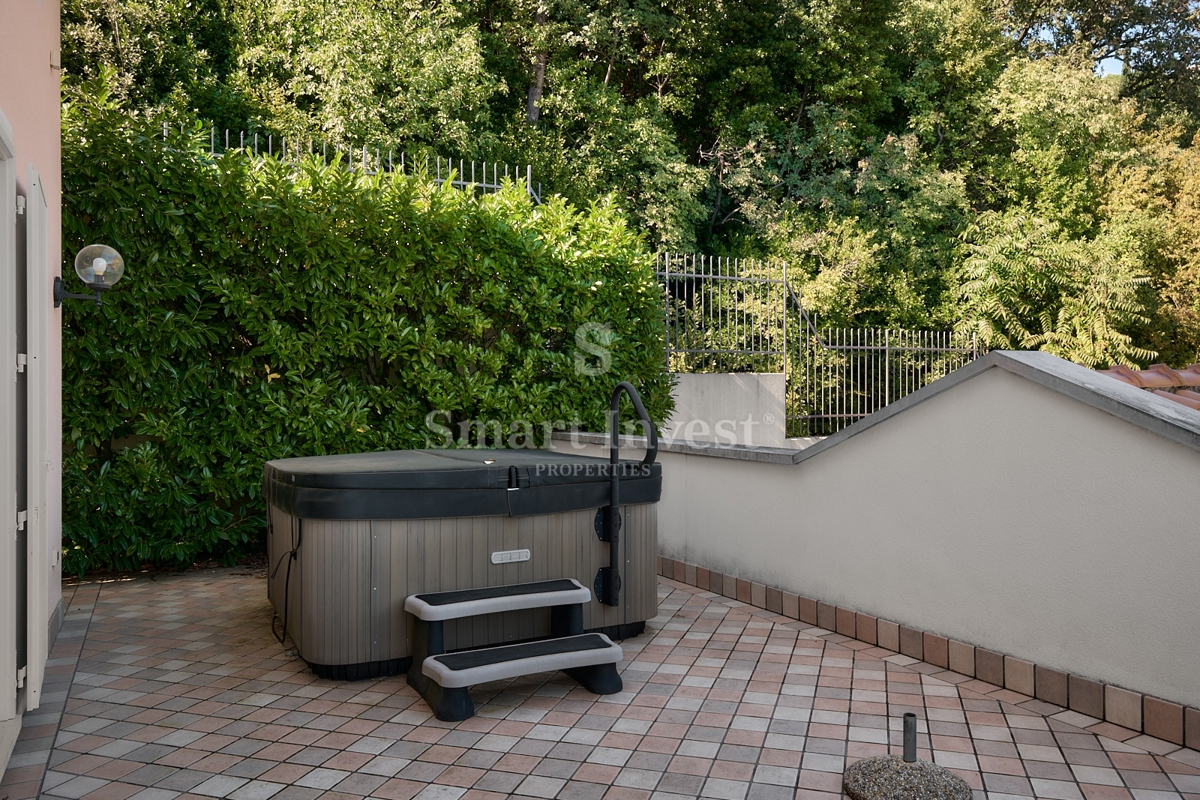 IČIĆI, čudovita hiša na odlični lokaciji, IZKLJUČNO V NAŠI AGENCIJI!