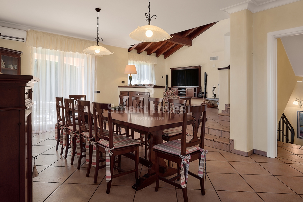 IČIĆI, čudovita hiša na odlični lokaciji, IZKLJUČNO V NAŠI AGENCIJI!