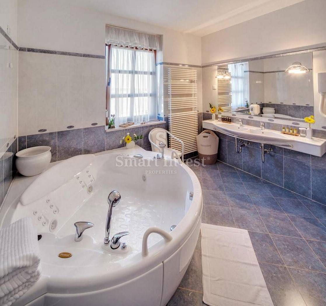 ISTRA - PULA, luksuzna 5-zvezdična vila/hotel v bližini morja!