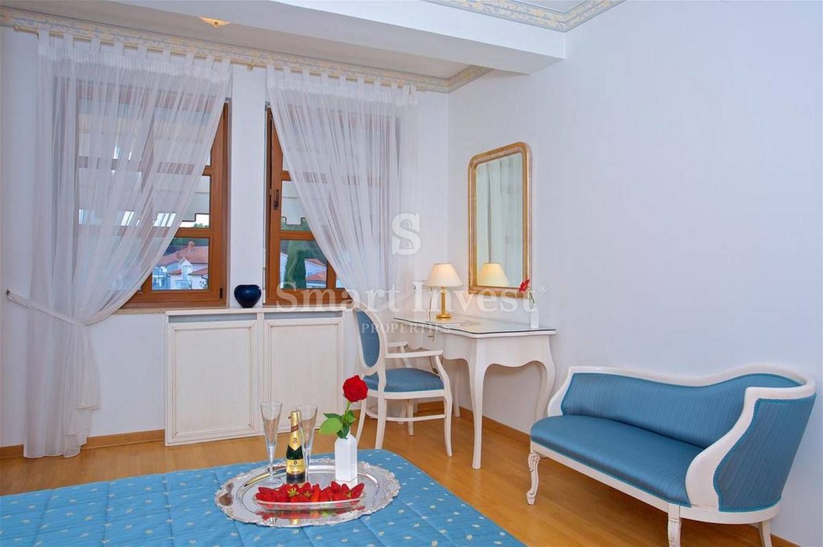 ISTRA - PULA, luksuzna 5-zvezdična vila/hotel v bližini morja!