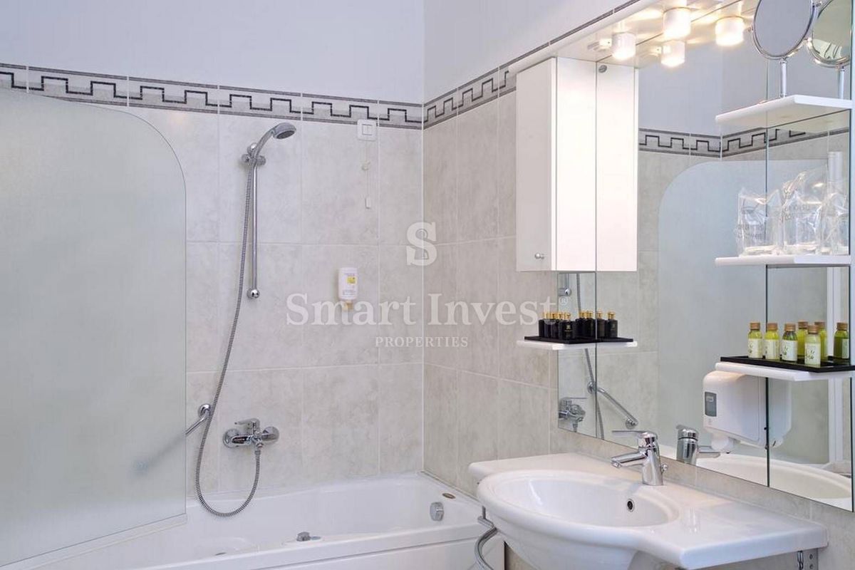 ISTRA - PULA, luksuzna 5-zvezdična vila/hotel v bližini morja!