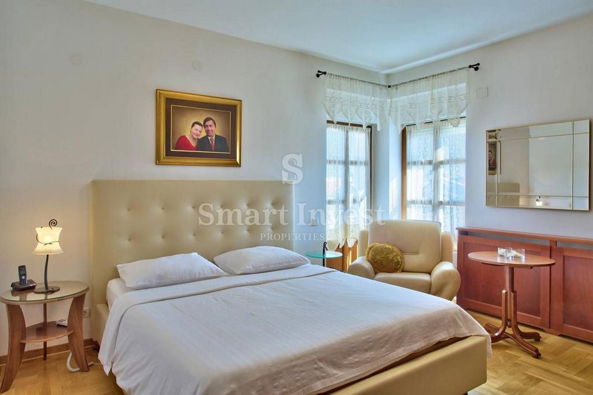 ISTRA - PULA, luksuzna 5-zvezdična vila/hotel v bližini morja!