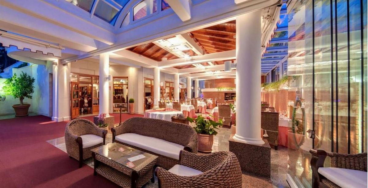 ISTRA - PULA, luksuzna 5-zvezdična vila/hotel v bližini morja!