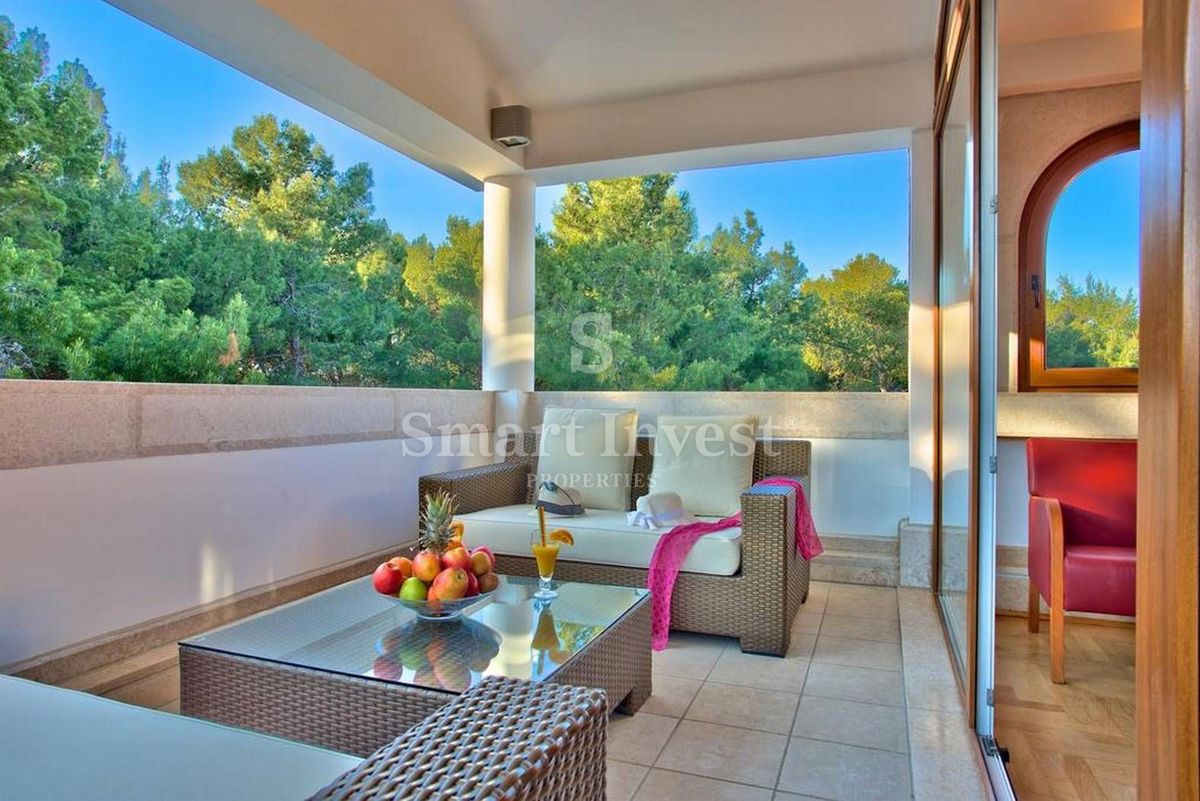 ISTRA - PULA, luksuzna 5-zvezdična vila/hotel v bližini morja!