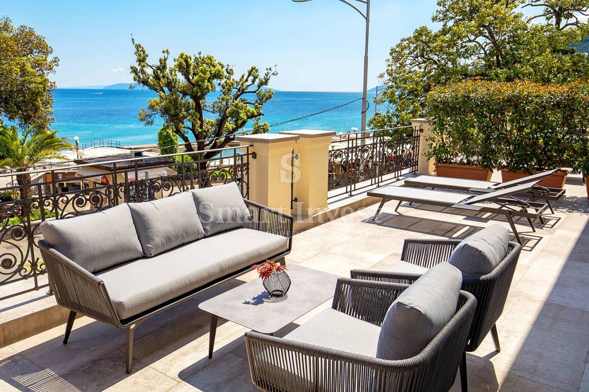 OPATIJA – CENTER, Luksuzno stanovanje ob morju s teraso in pogledom na morje