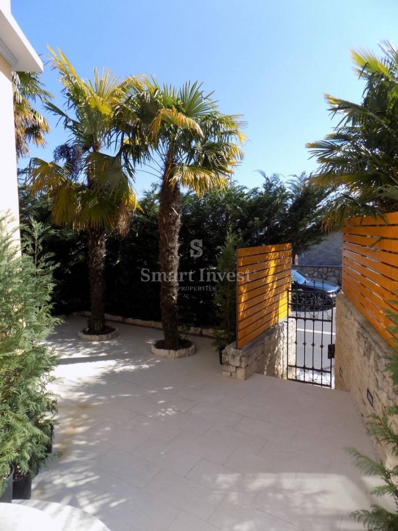 Hiša Opatija, 240m2