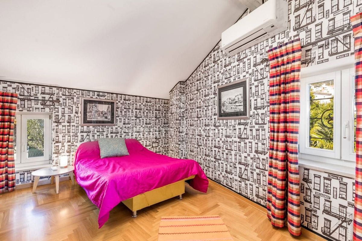 Hiša Opatija, 240m2