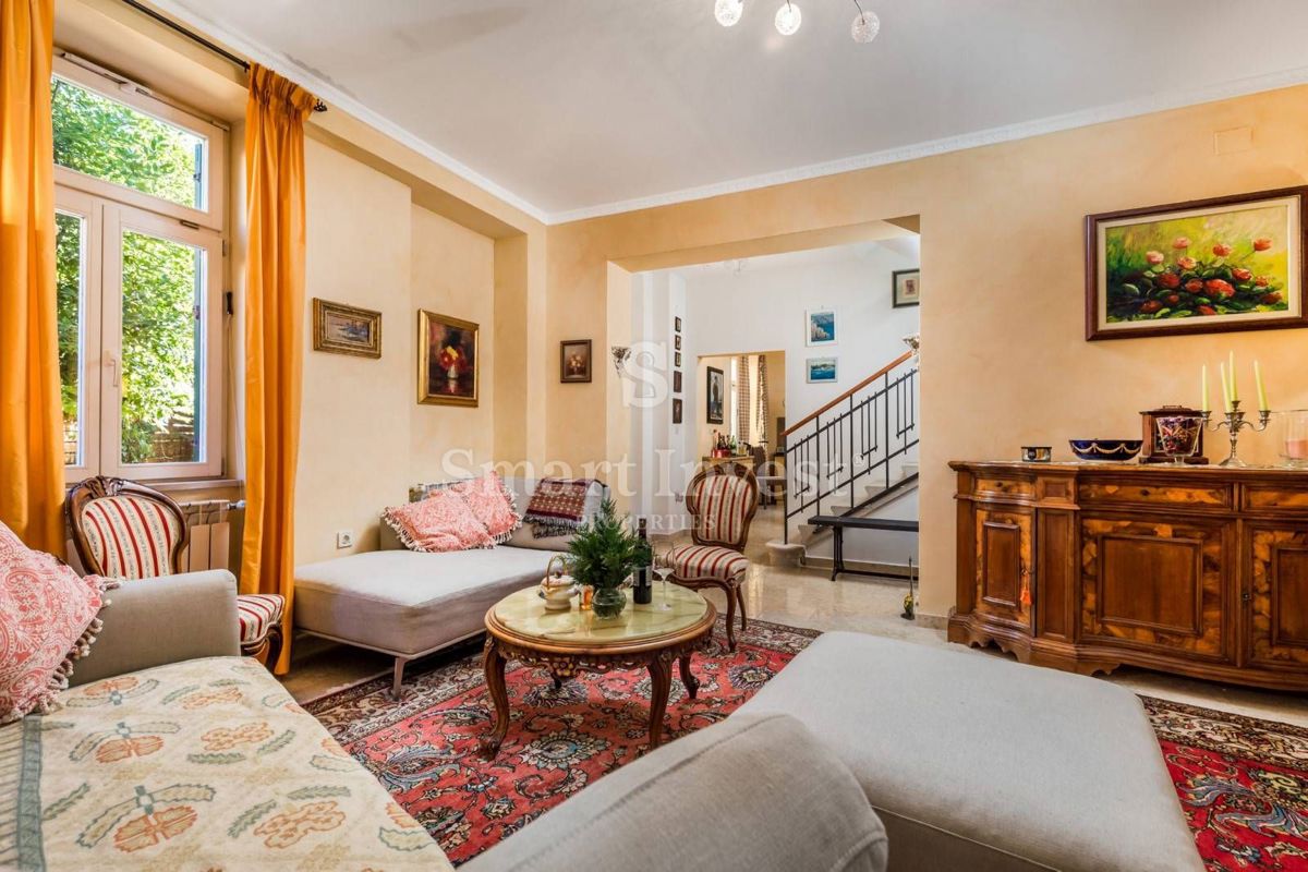 Hiša Opatija, 240m2