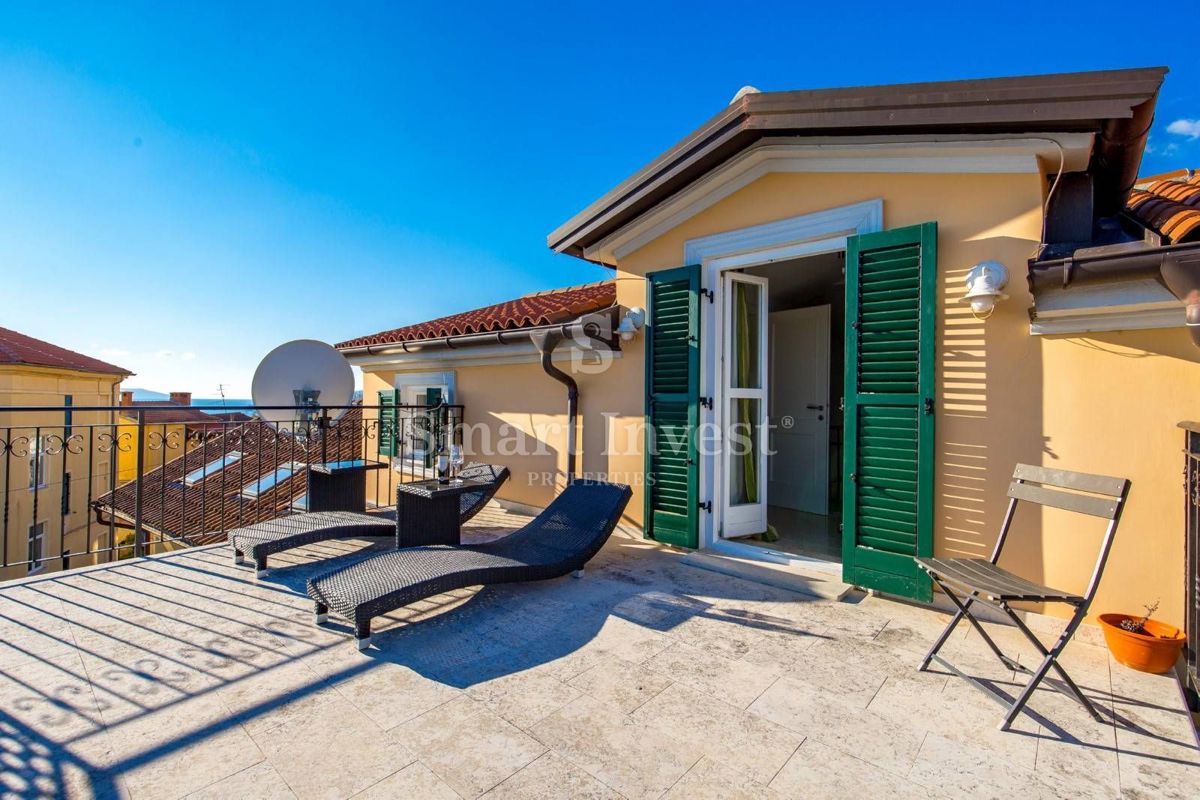 Hiša Opatija, 240m2