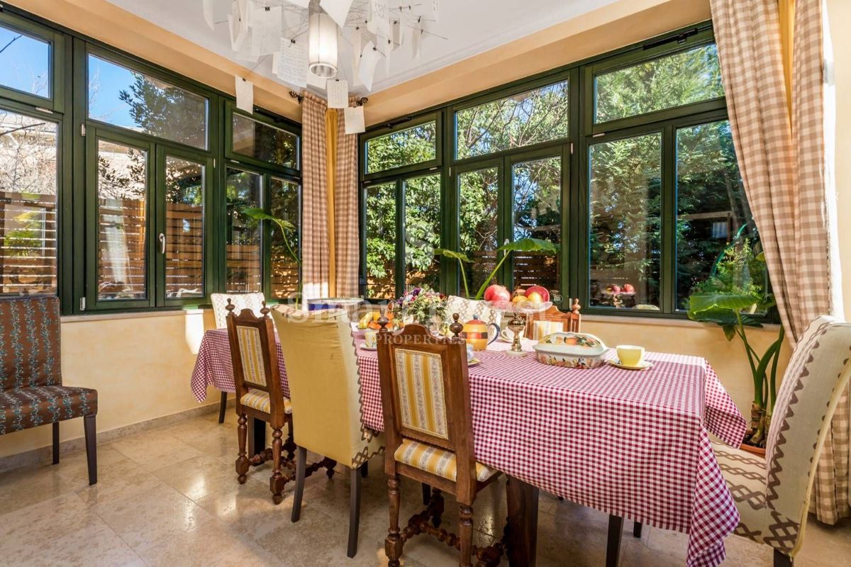 Hiša Opatija, 240m2