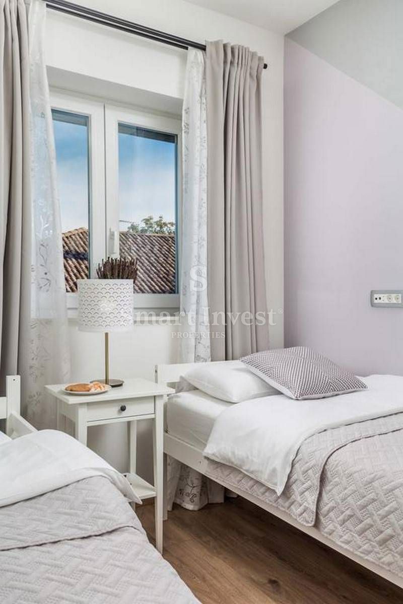 OPATIJA - POBRI, Lepa hiša 200 m2 z bazenom, prodamo