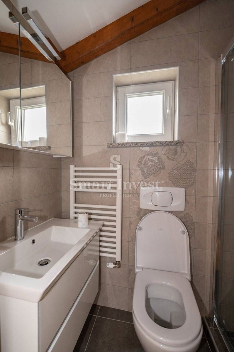 OPATIJA - MATULJI, Samostojna hiša z bazenom in garažo na mirnem mestu, prodamo