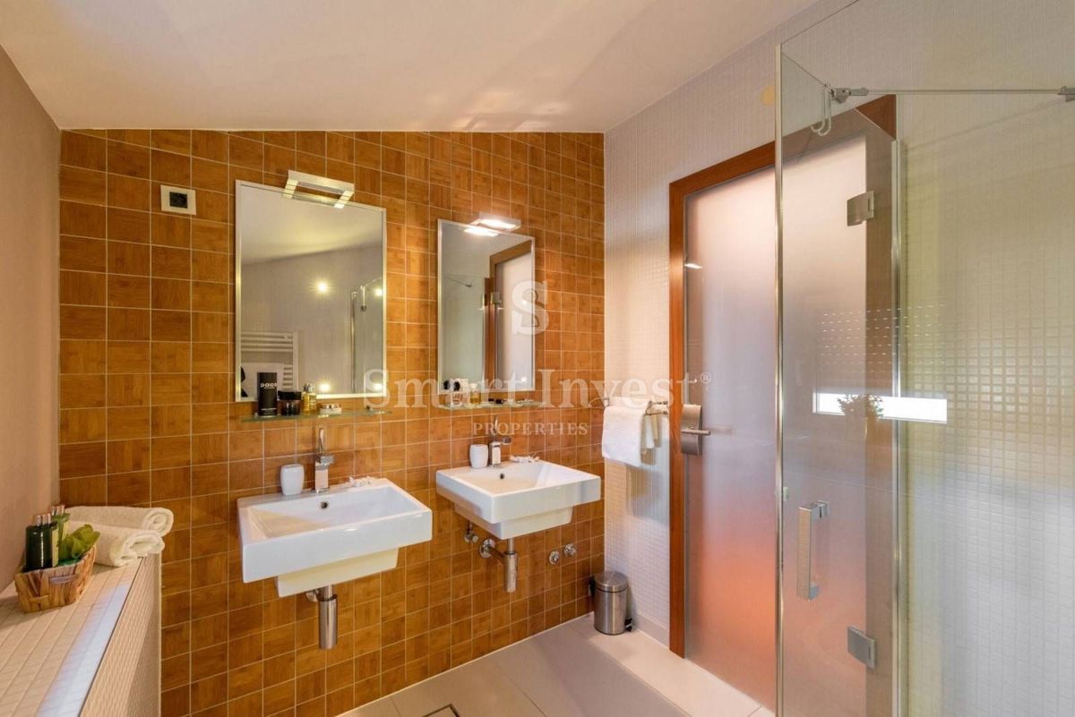 ISTRIA - VODNJAN, Modern 4-bedroom villa opposite Brijuni islands
