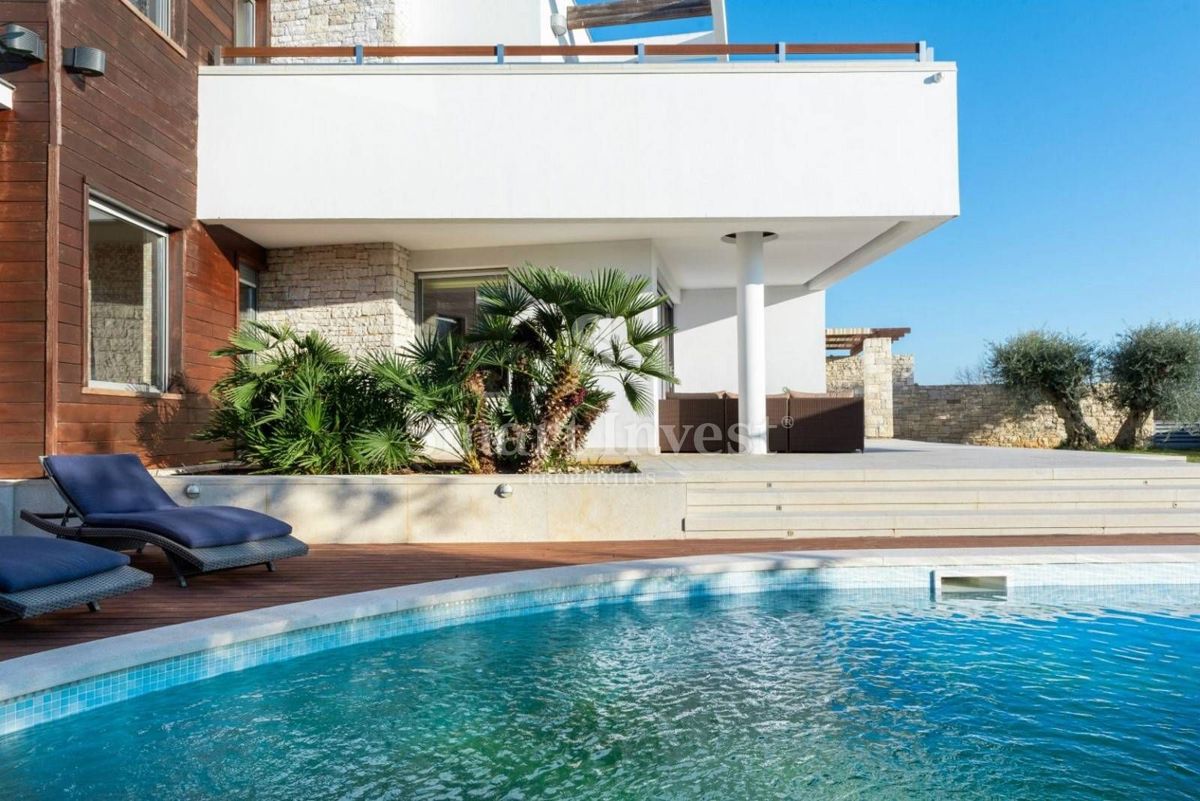 ISTRIA - VODNJAN, Modern 4-bedroom villa opposite Brijuni islands