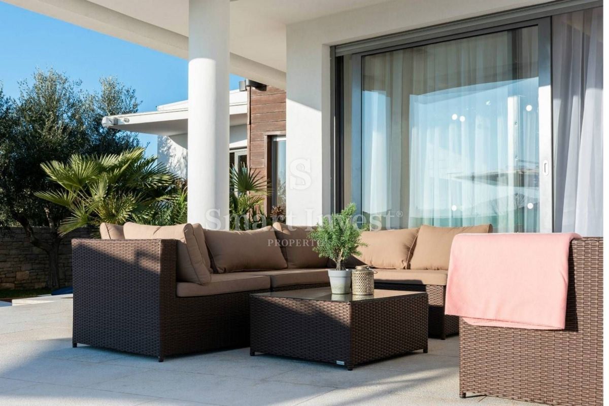 ISTRIA - VODNJAN, Modern 4-bedroom villa opposite Brijuni islands