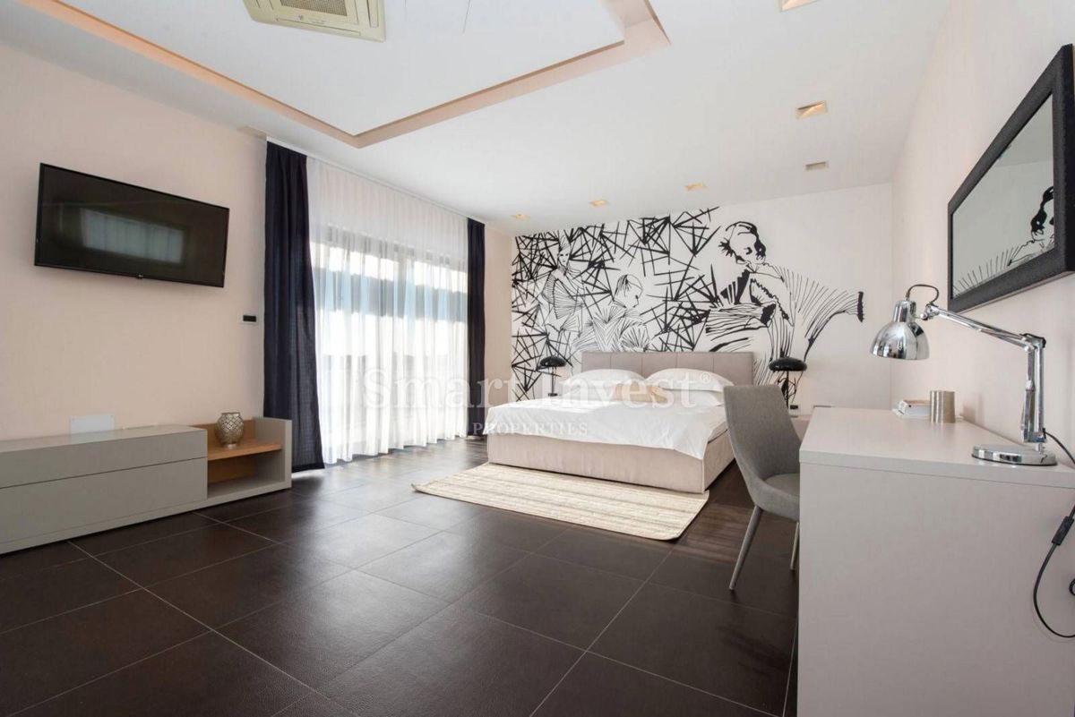 ISTRIA - VODNJAN, Modern 4-bedroom villa opposite Brijuni islands