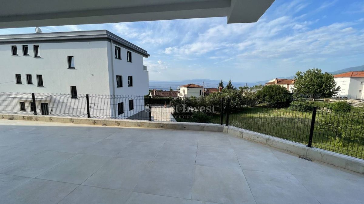 OPATIJA - MATULJI, New 3-bedrooms apartment of 187 m2