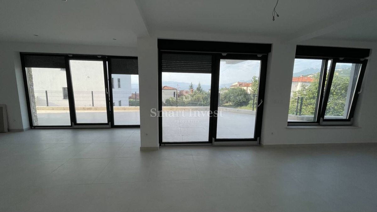 OPATIJA - MATULJI, New 3-bedrooms apartment of 187 m2