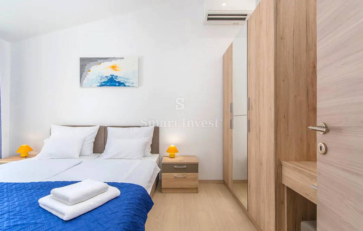 ISTRIA - POREČ, MODERN VILLA with swimming pool, 300m TO THE SEA