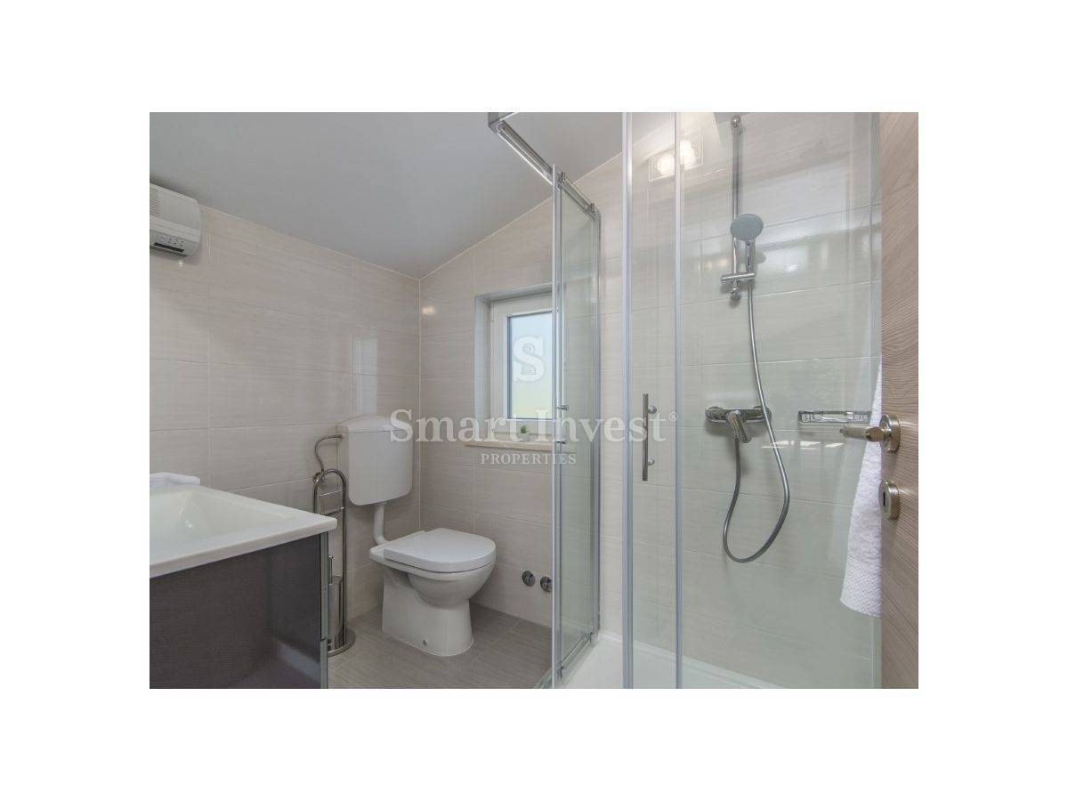 ISTRIA - POREČ, MODERN VILLA with swimming pool, 300m TO THE SEA