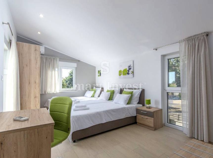 ISTRIA - POREČ, MODERN VILLA with swimming pool, 300m TO THE SEA