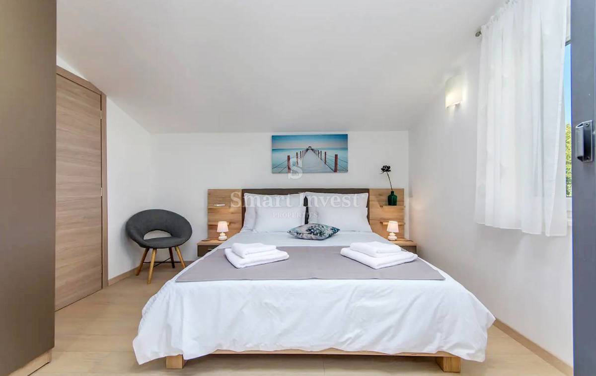 ISTRIA - POREČ, MODERN VILLA with swimming pool, 300m TO THE SEA