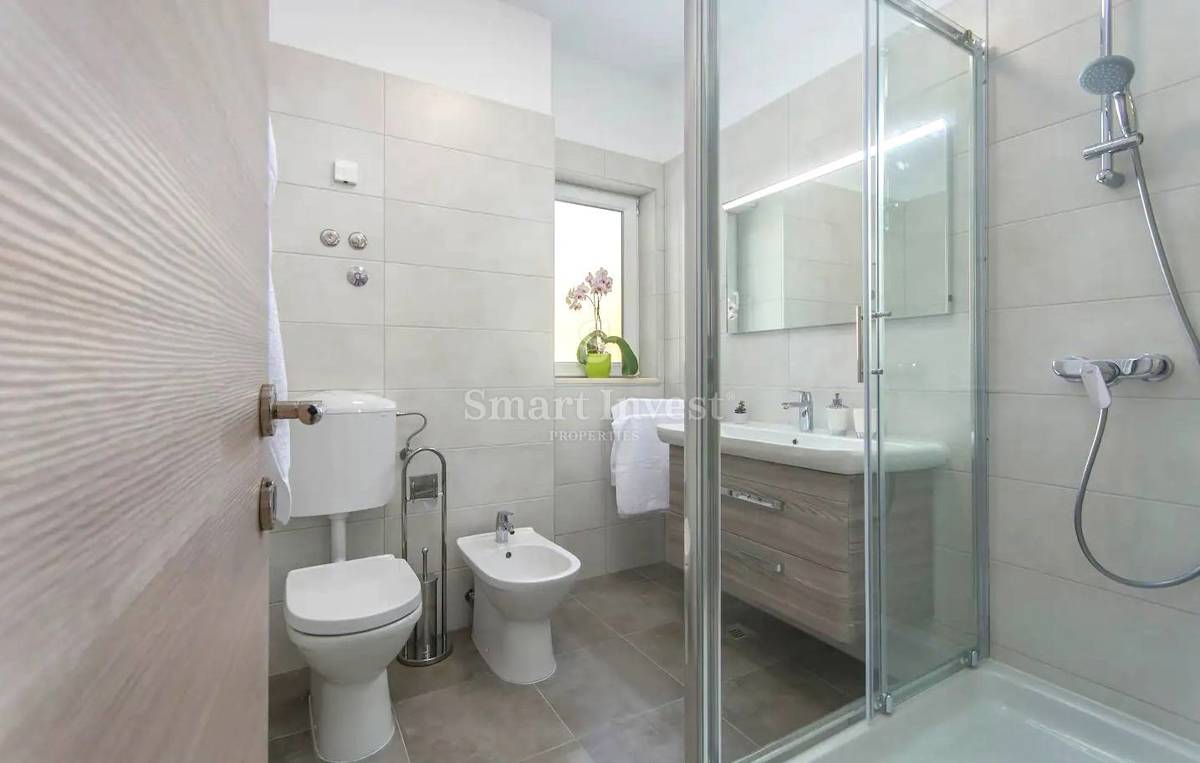 ISTRIA - POREČ, MODERN VILLA with swimming pool, 300m TO THE SEA