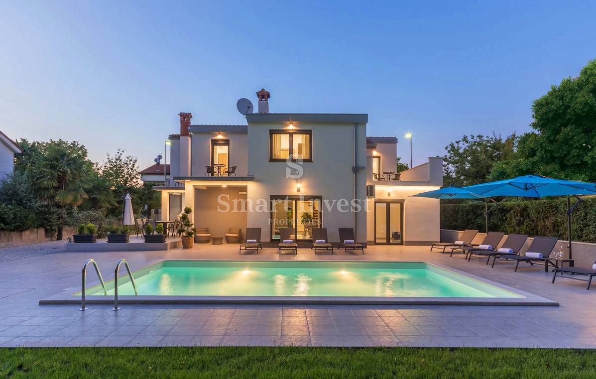 ISTRIA - POREČ, MODERN VILLA with swimming pool, 300m TO THE SEA