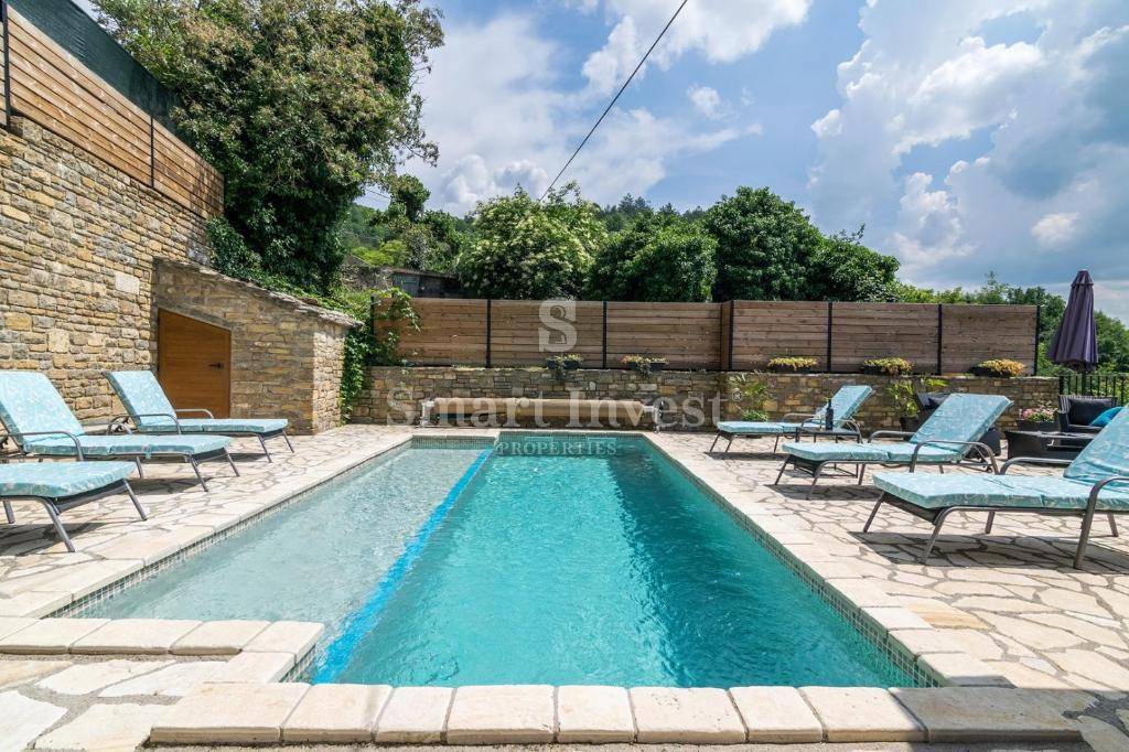 ISTRIA - OPRTALJ, TWO ISTRIAN AUTOCHTHONOUS HOUSES WITH POOLS AND PANORAMIC VIEW