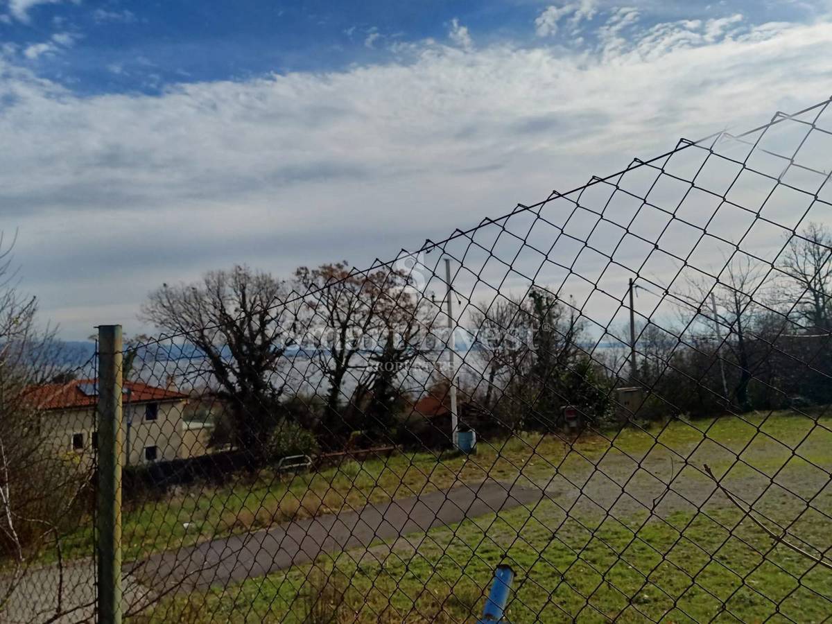 OPATIJA - IKA, Zemljišče 5000 m2 z gradbenim dovoljenjem in pogledom na morje, prodamo