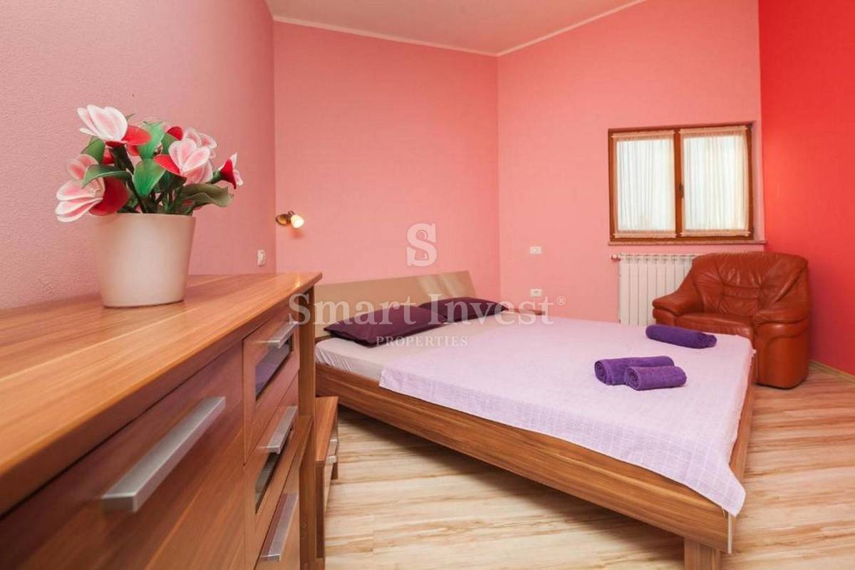 ISTRA - MEDULIN, Vila za 20 oseb z bazenom, blizu morja